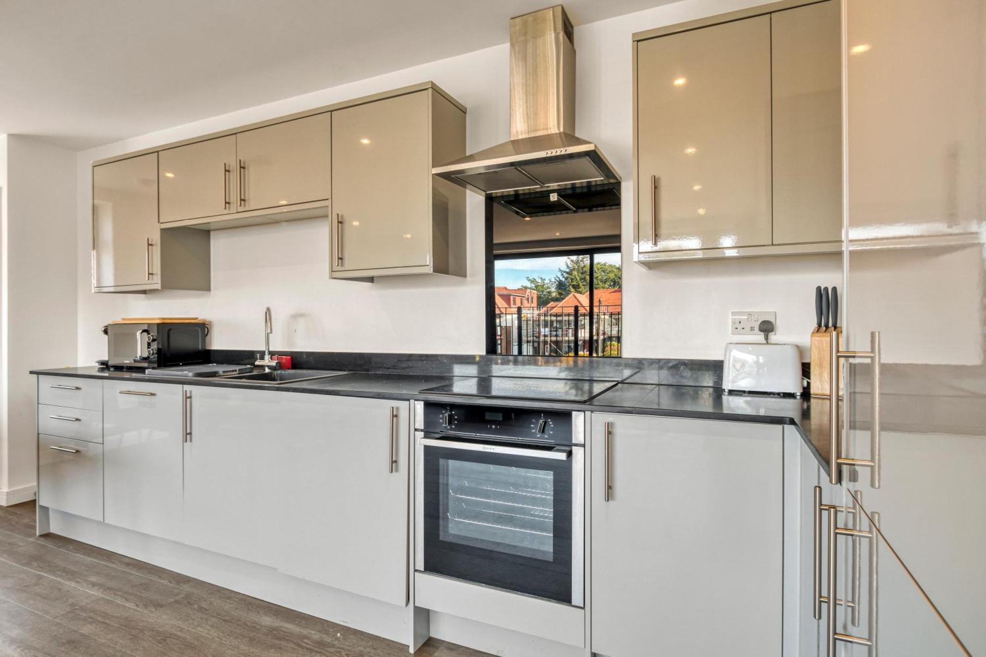 Appartement Modern Penthouse In Wembley à Londres Extérieur photo