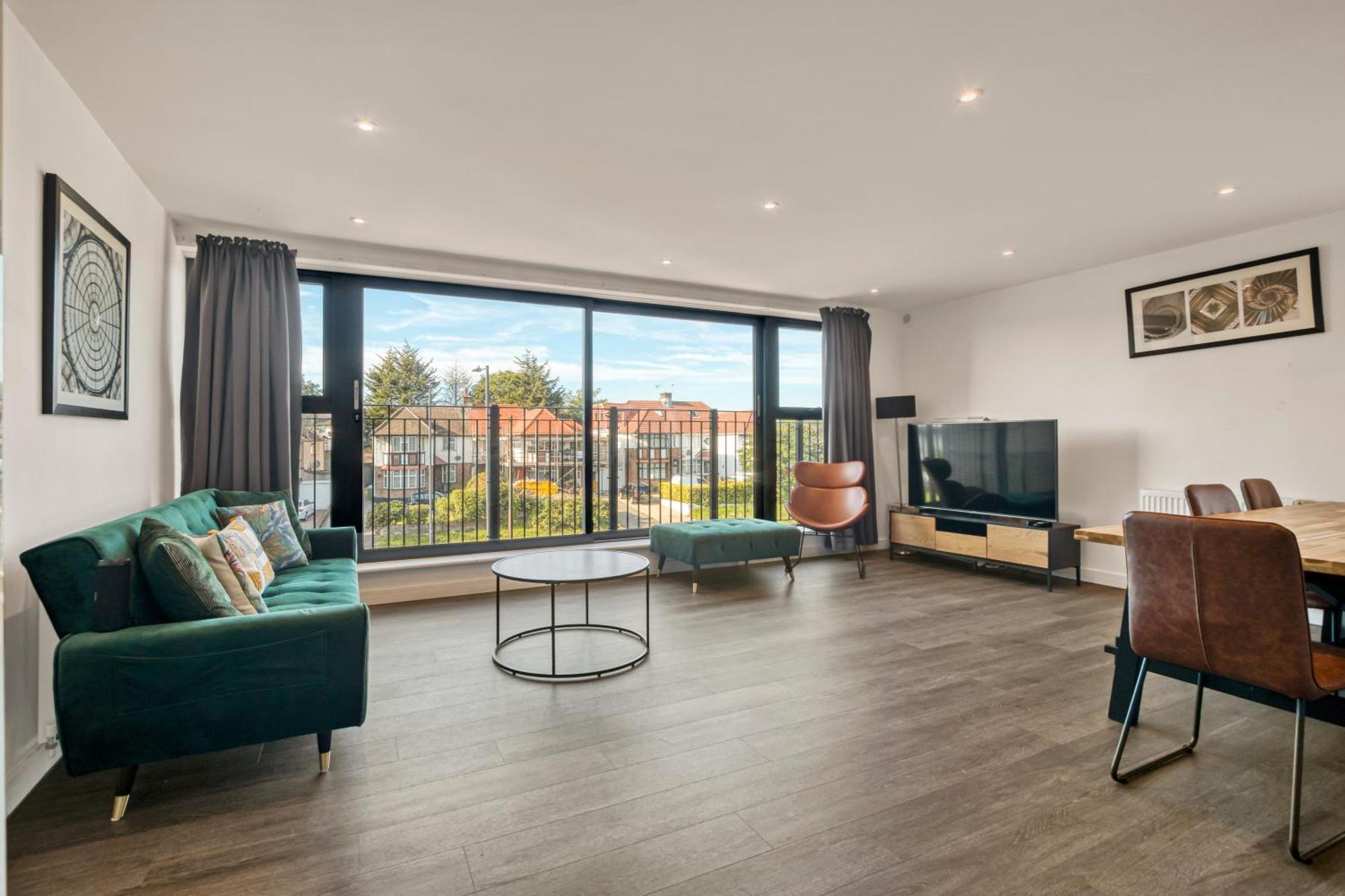 Appartement Modern Penthouse In Wembley à Londres Extérieur photo