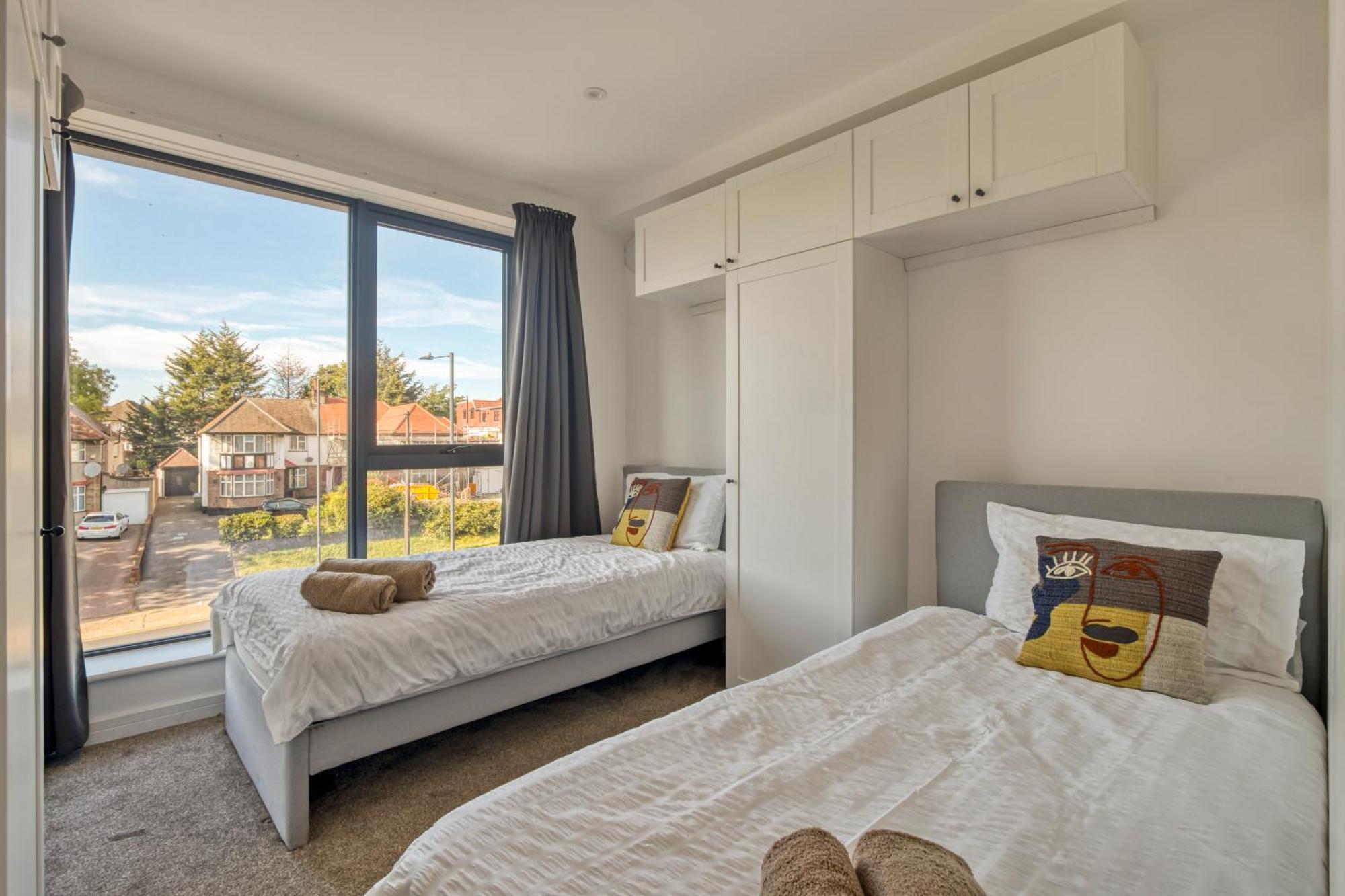 Appartement Modern Penthouse In Wembley à Londres Extérieur photo
