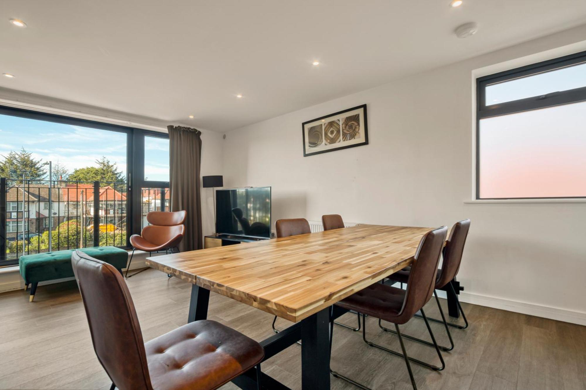 Appartement Modern Penthouse In Wembley à Londres Extérieur photo